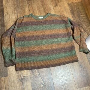 See U Soon size m/l acrylic polyester rust green sweater pit to pit 25🤎🧡💛